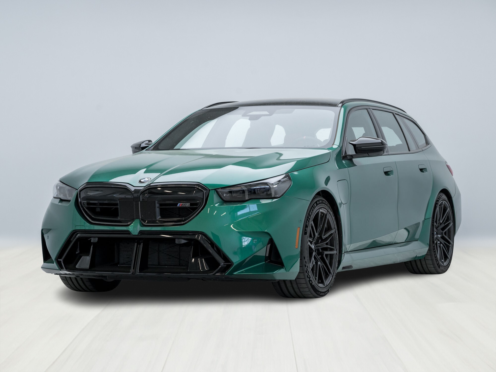2025 BMW M5 CARBON  FIBRE TRIM | ADVANCED DRIVER ASSISTANCE PK
