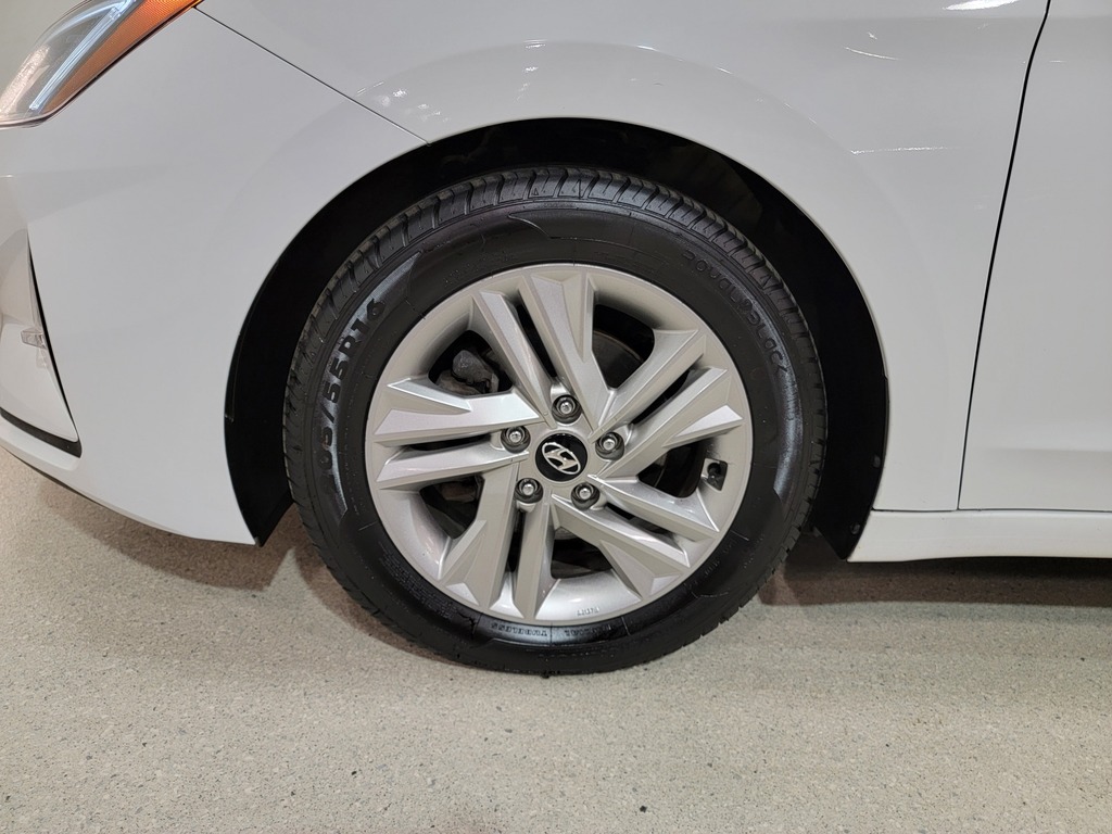 Hyundai Elantra 2019