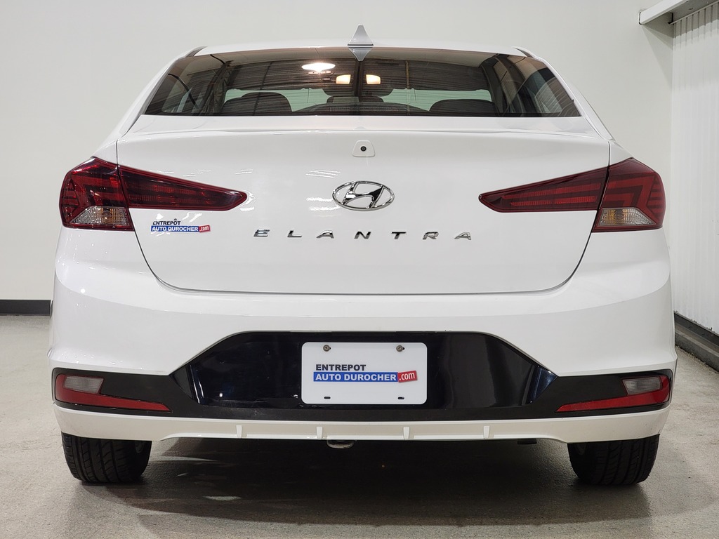 Hyundai Elantra 2019