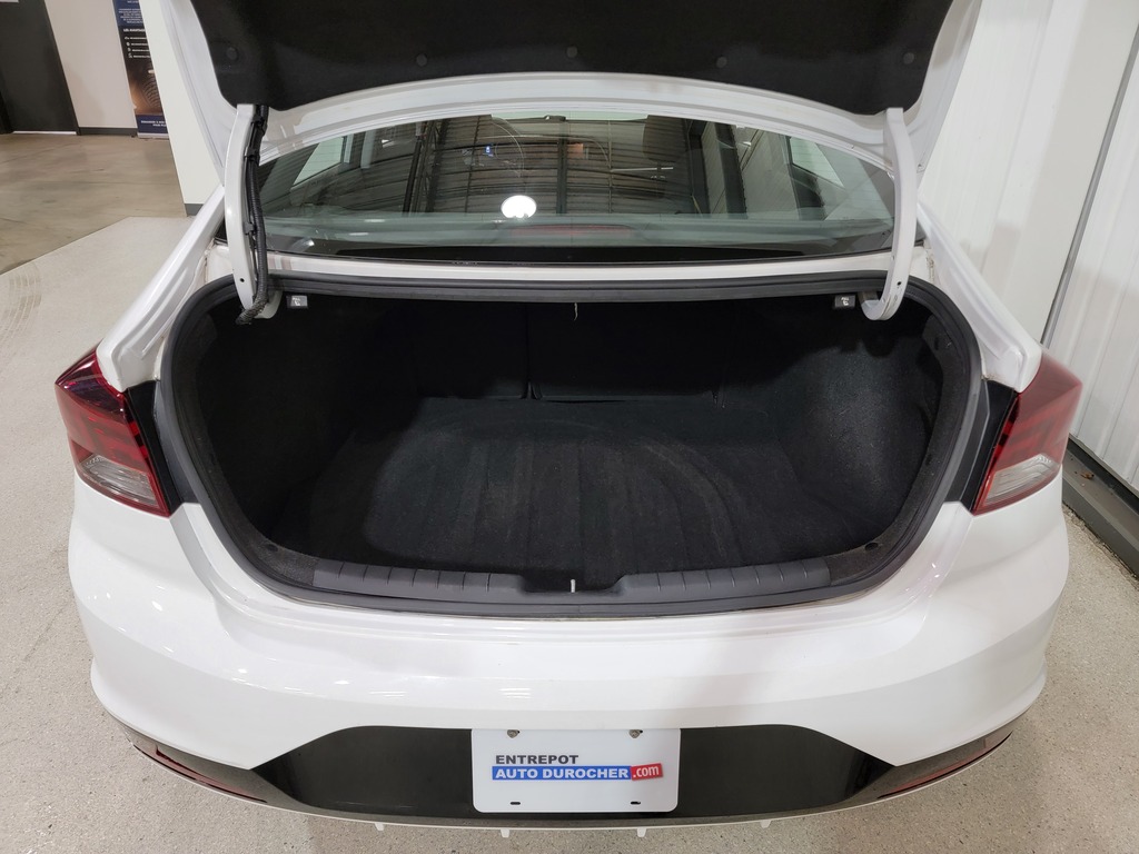 Hyundai Elantra 2019