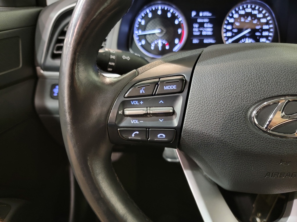 Hyundai Elantra 2019