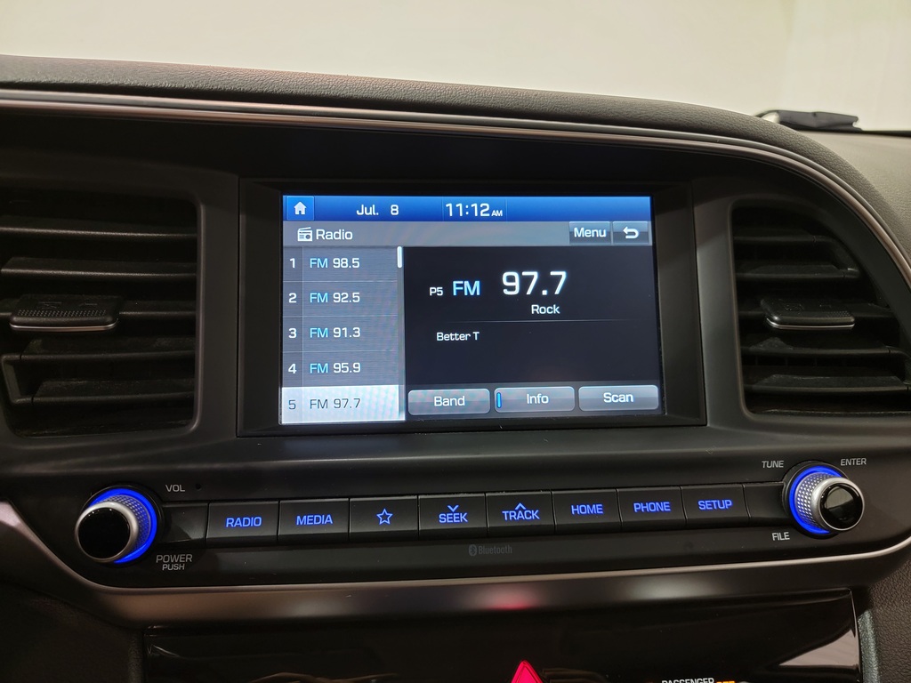 Hyundai Elantra 2019