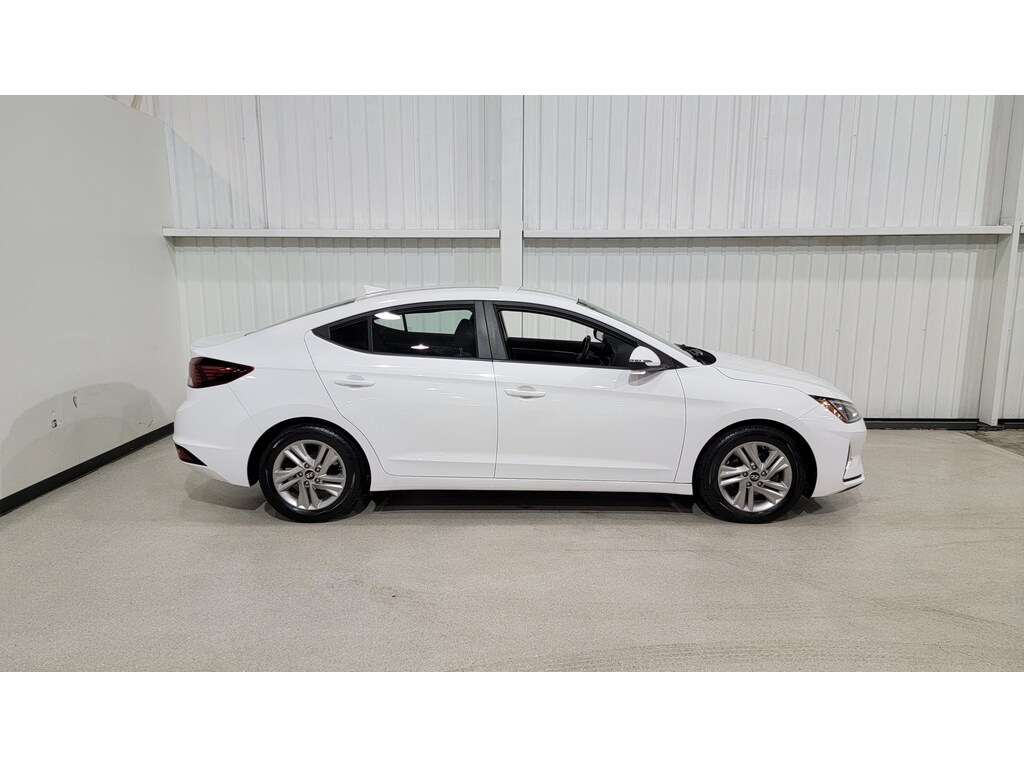 Hyundai Elantra 2019