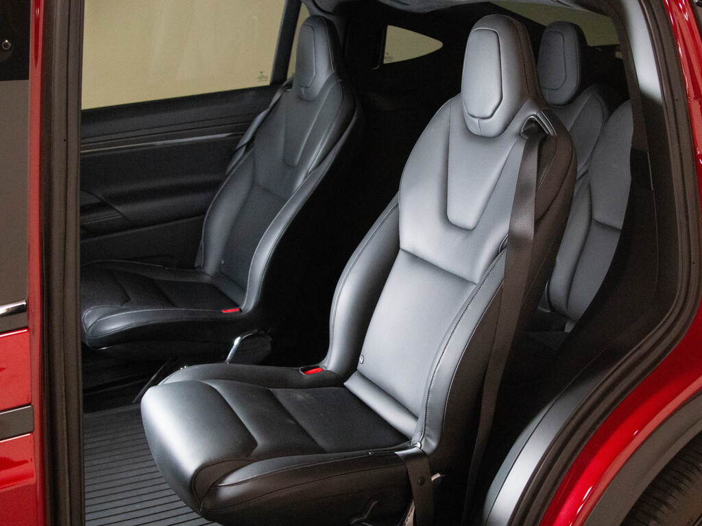 2022 Tesla Model X Plaid, Toronto, Cash