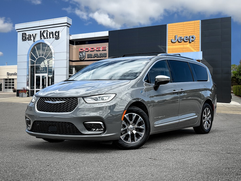 2023 Chrysler Pacifica Hybrid Pinnacle | PWR DOORS | DUAL DVD | 360 CAM | CARPLA