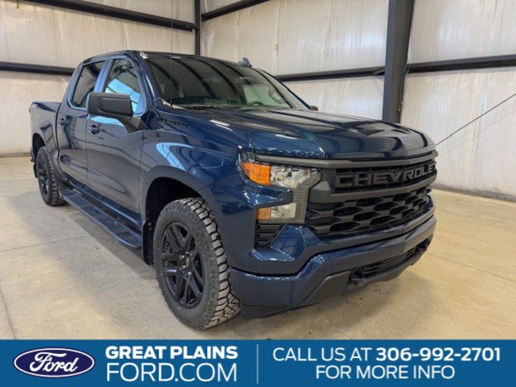 2022 Chevrolet Silverado 1500 Custom | 4X4 |