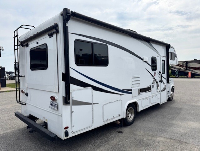 2020 Forest River SUNSEEKER 2500TS