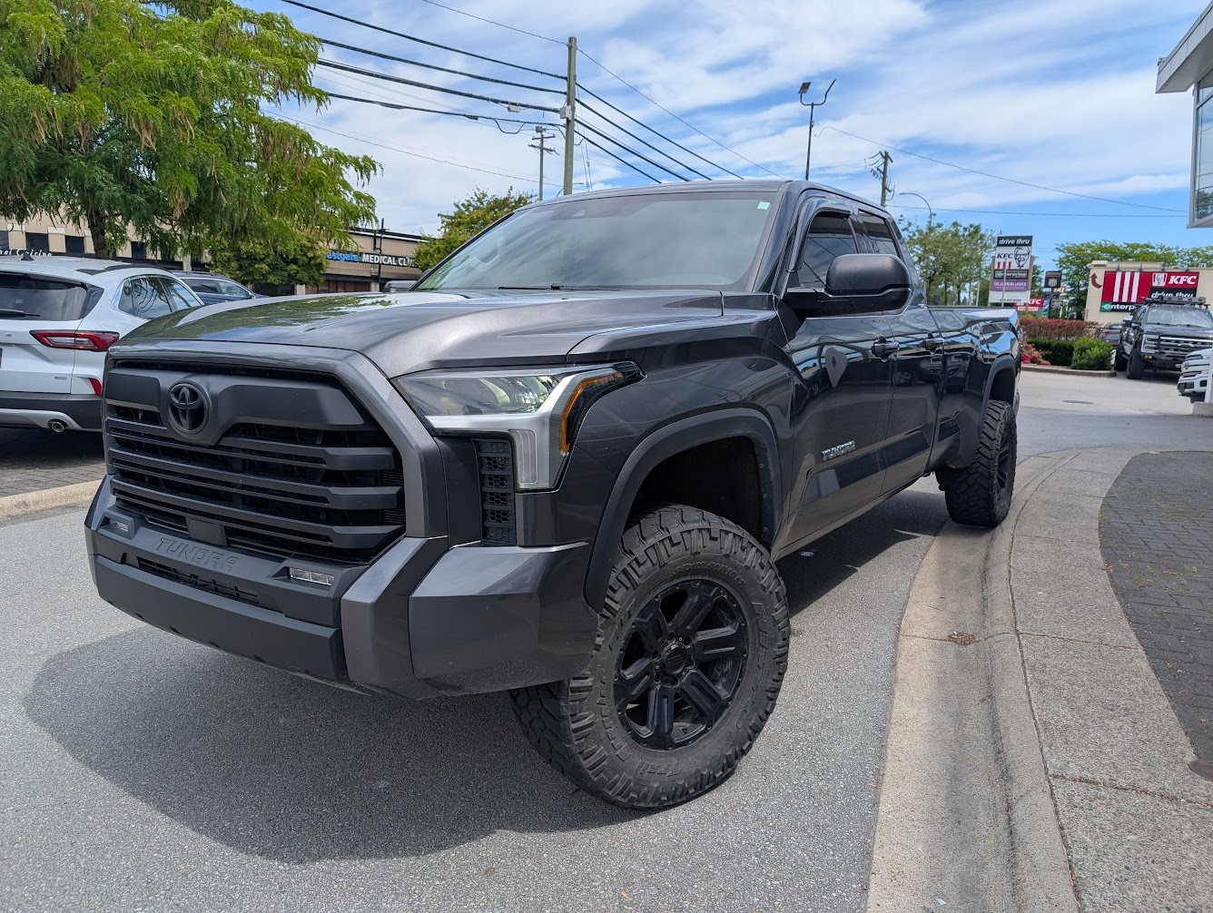 2023 Toyota Tundra SR5 Long Bed - 35" NITTO Tires, Black Rhino Rims
