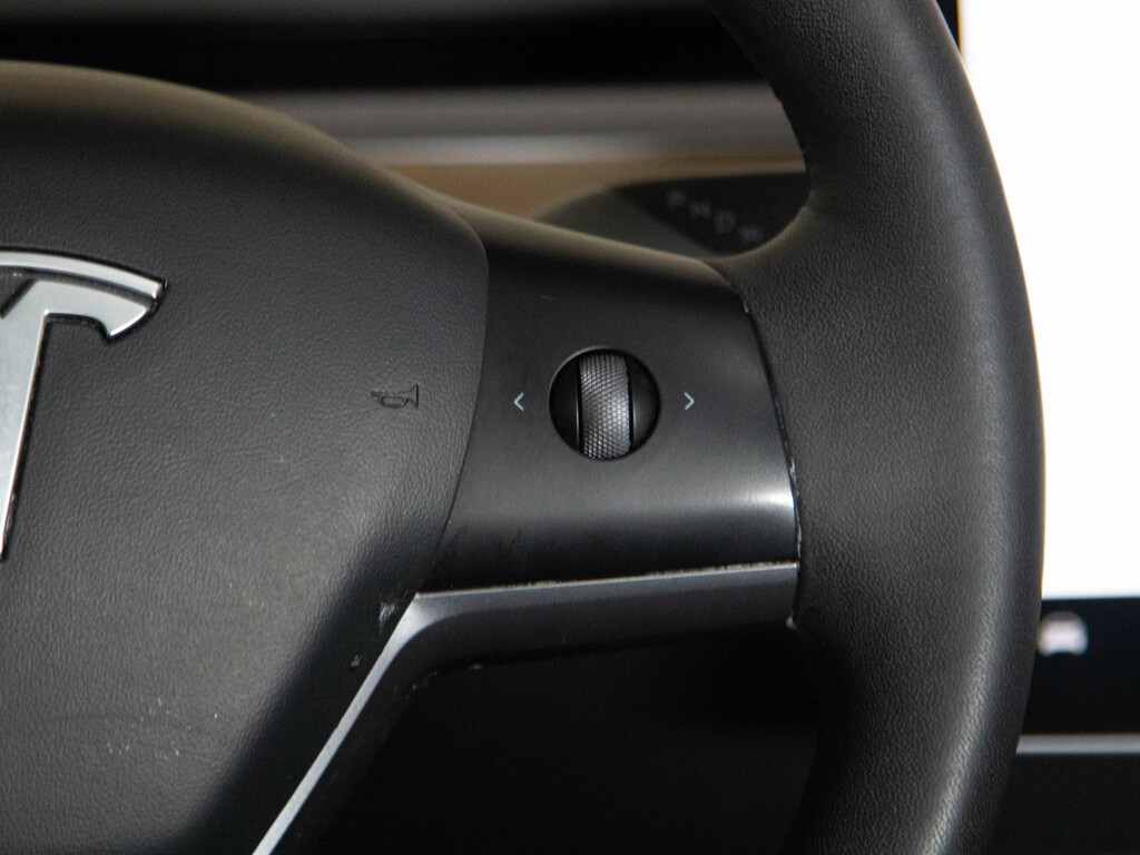 2022 Tesla Model Y Performance, Toronto, Cash