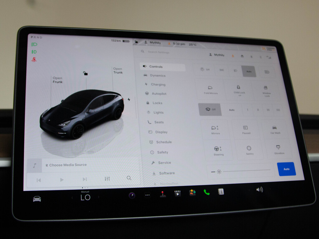 2022 Tesla Model Y Performance, Toronto, Cash