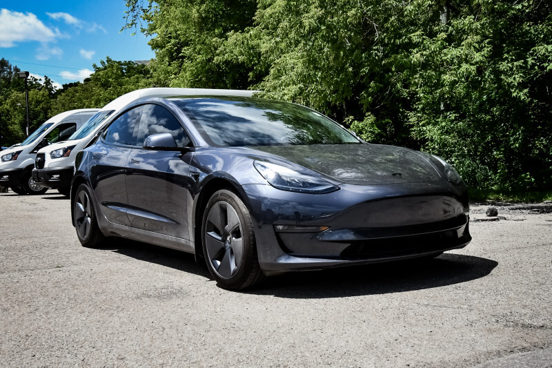 2023 Tesla Model 3 LONG RANGE  • LOW MILEAGE • SUNROOF • NAVIGATION
