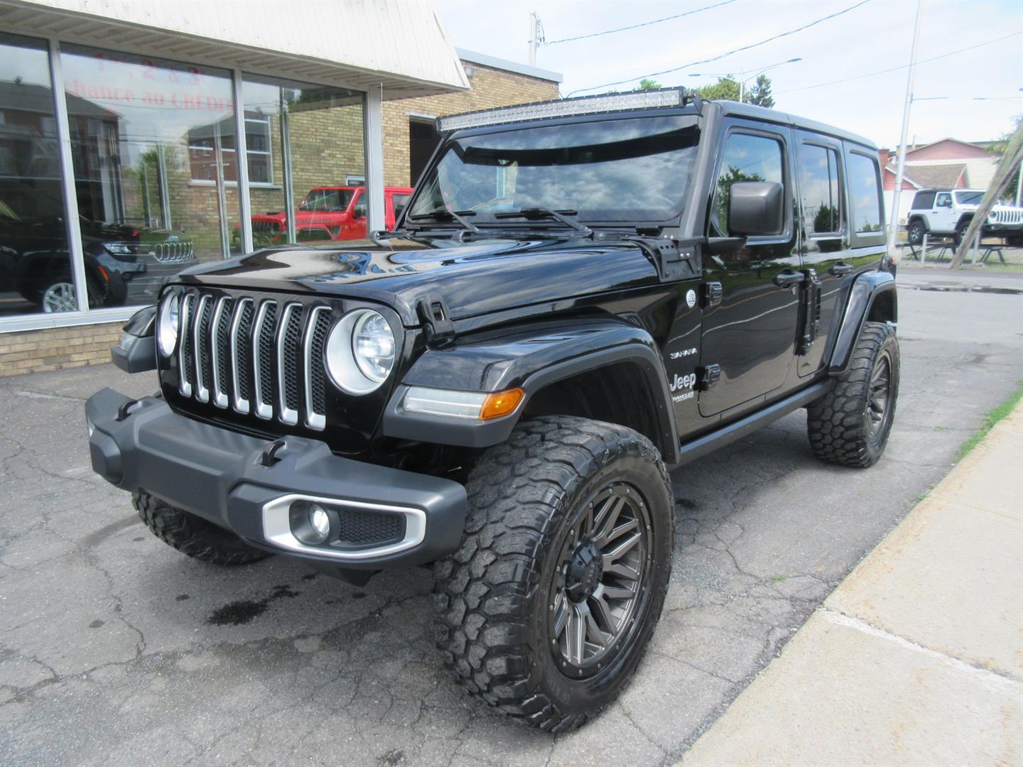 2018 Jeep WRANGLER UNLIMITED Sahara **2 TOITS + LIFT KIT et +++**