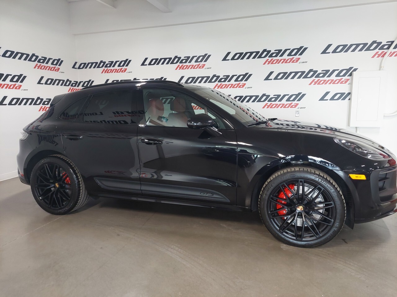 2024 Porsche Macan GTS Sport Chrono Entretien effectué Juin 25