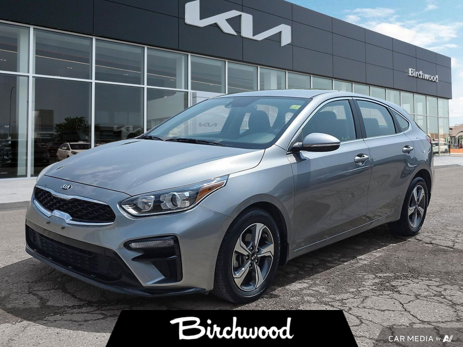 2021 Kia Forte5 EX Local Vehicle | Heated Seats | BackUp Cam
