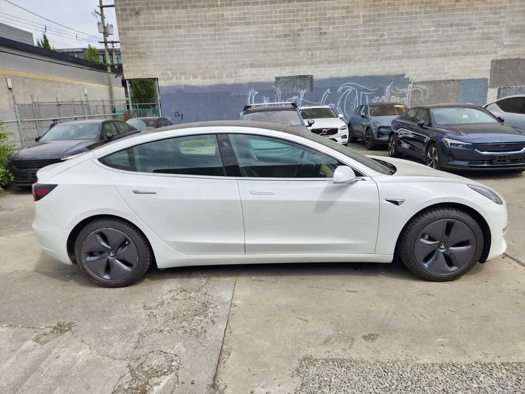 2020 Tesla Model 3 Standard Range Plus, Vancouver, Cash