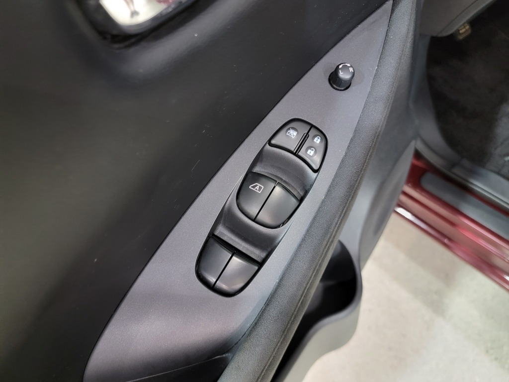 Nissan LEAF 2016
