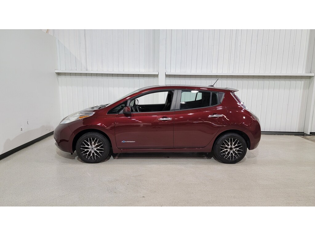 Nissan LEAF 2016