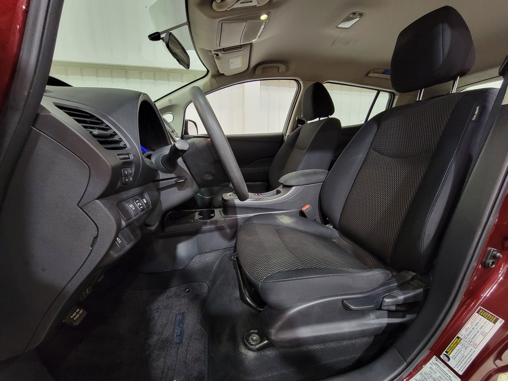 Nissan LEAF 2016