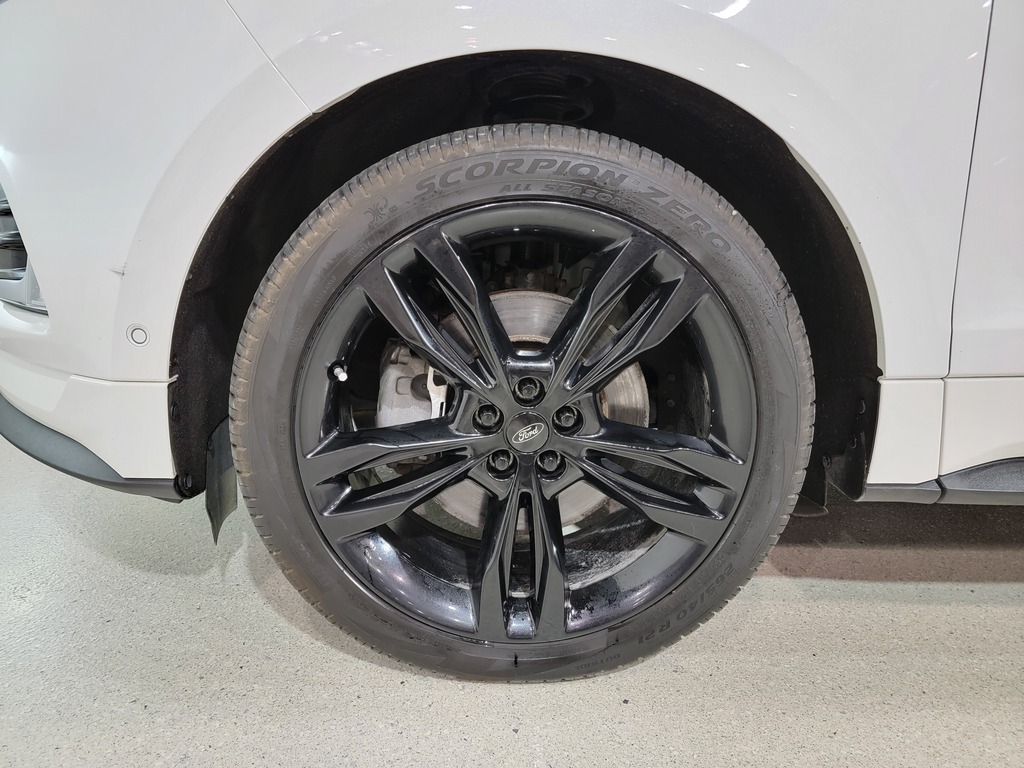 Ford Edge 2020
