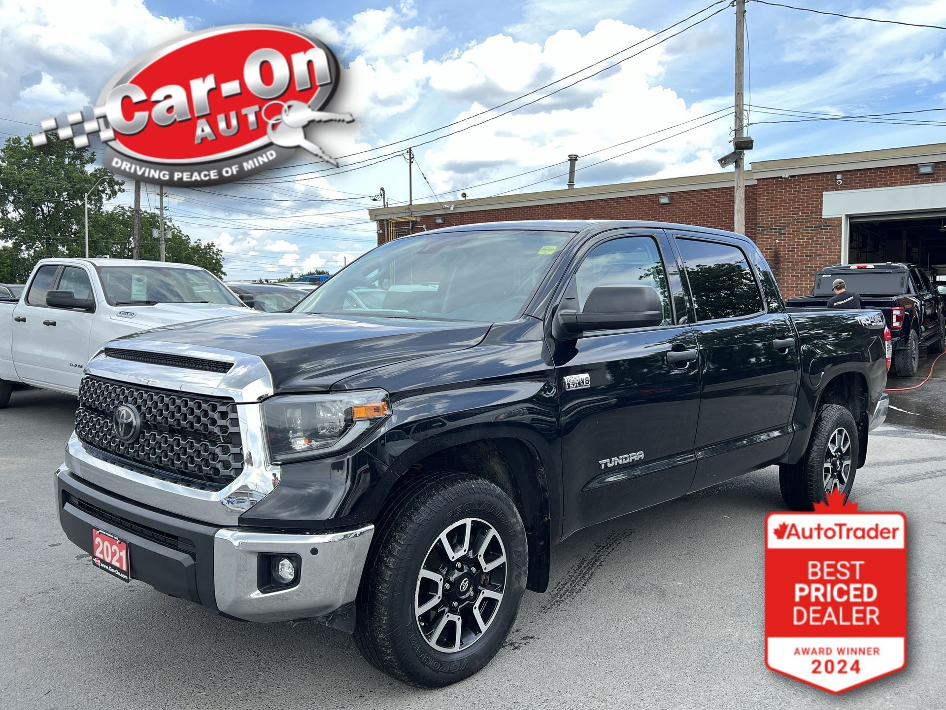 2021 Toyota Tundra TRD OFF-ROAD 4X4| SUNROOF| 5.7L V8| CARPLAY|CREW