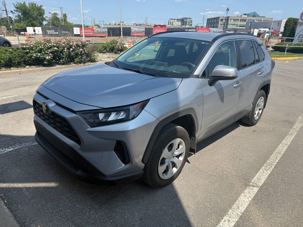 2020 Toyota RAV4 LE AWD
