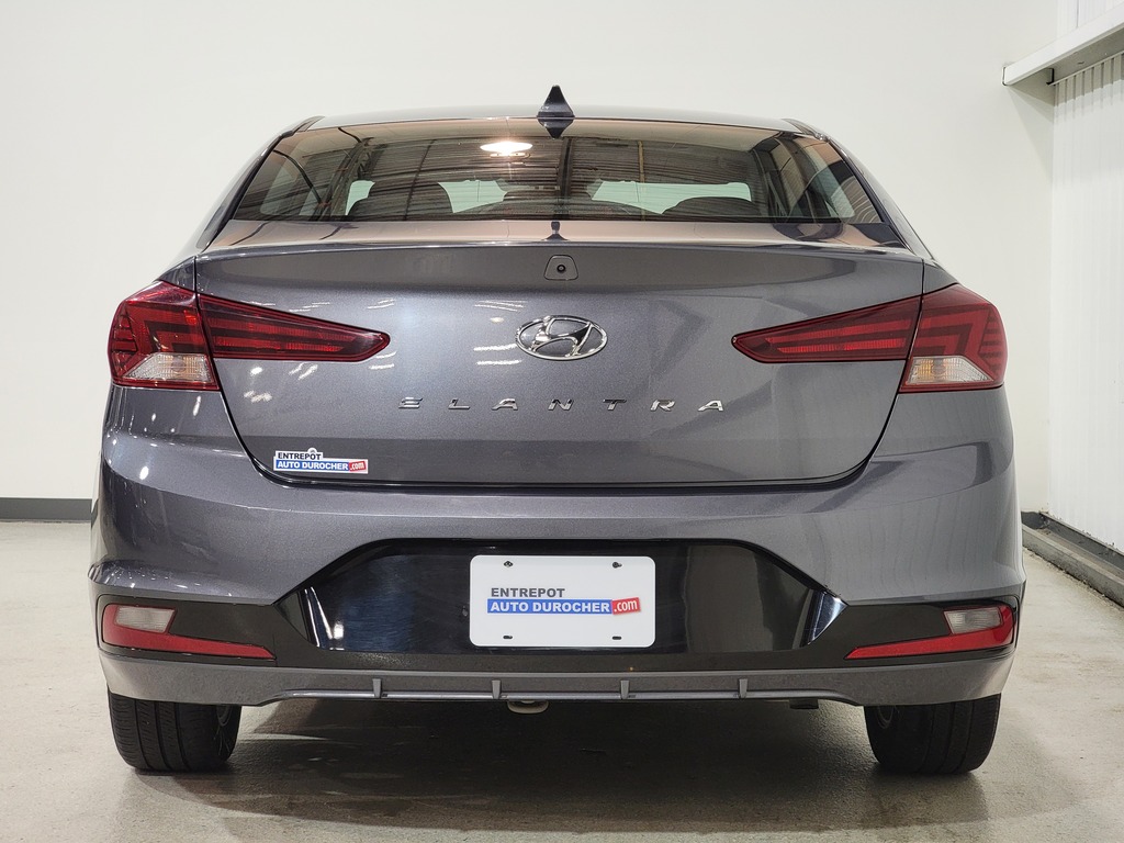 Hyundai Elantra 2019
