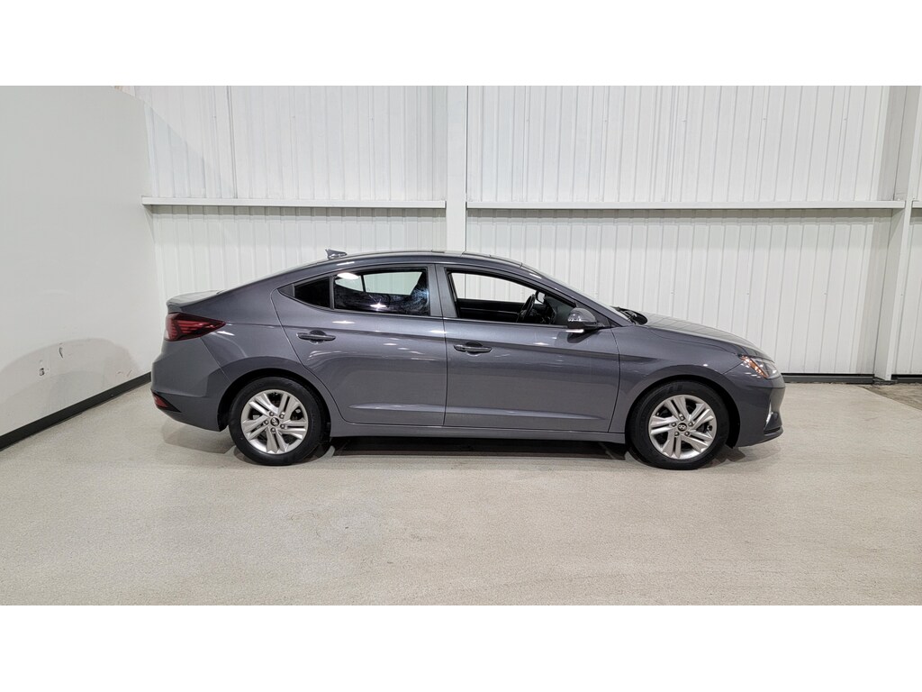 Hyundai Elantra 2019