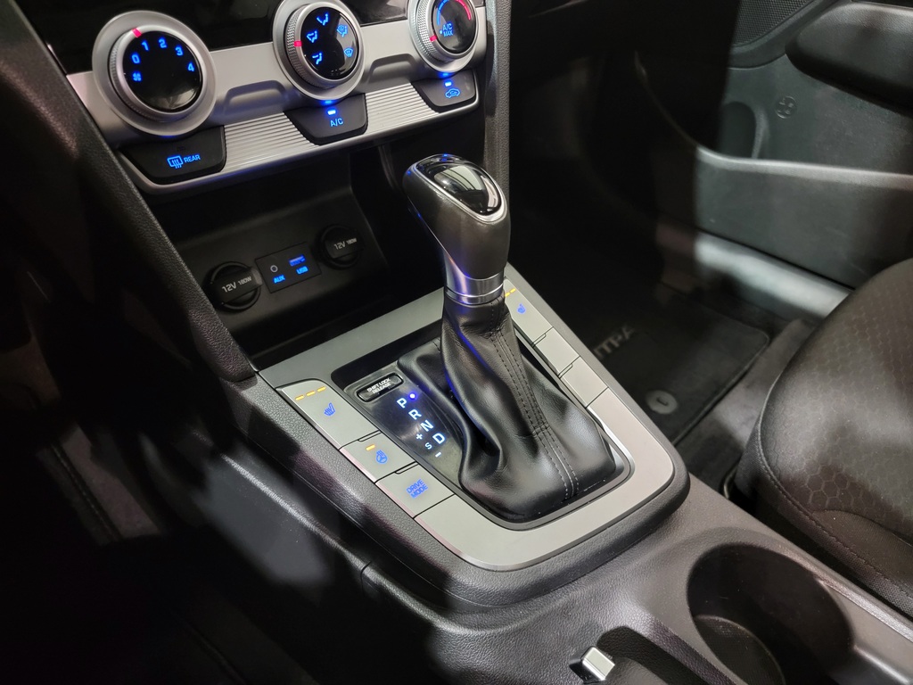 Hyundai Elantra 2019