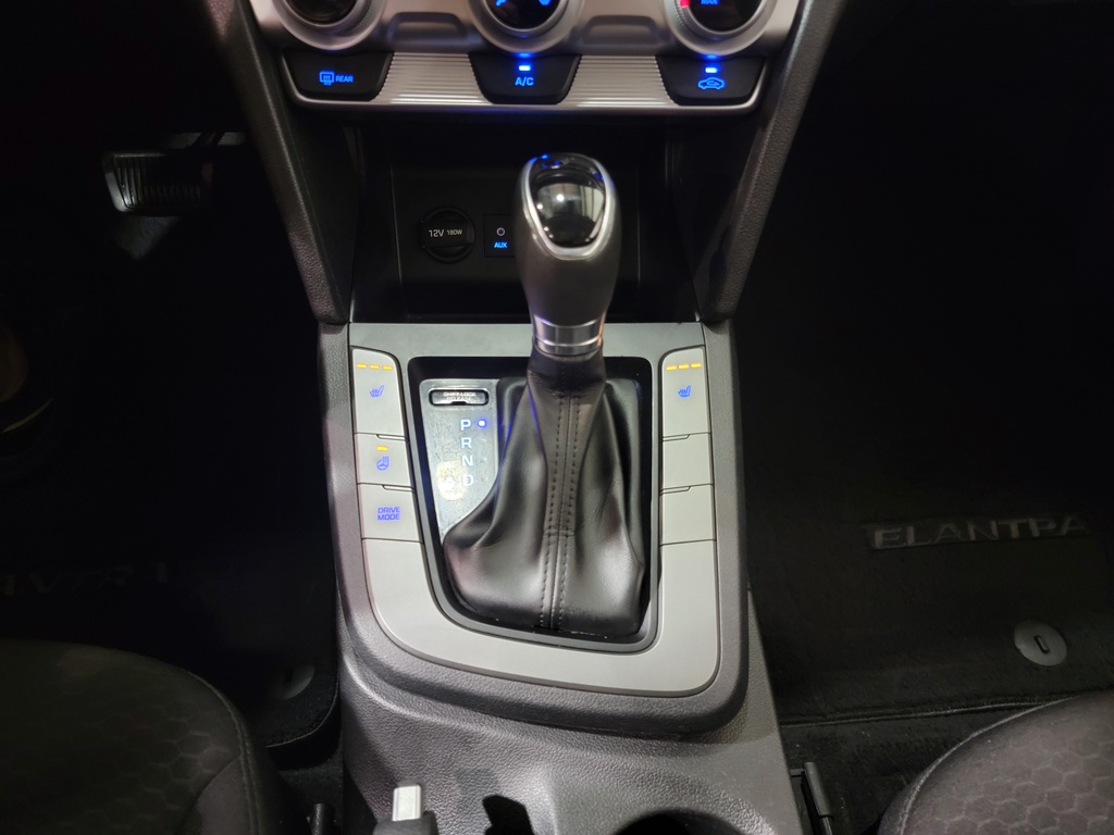 Hyundai Elantra 2019