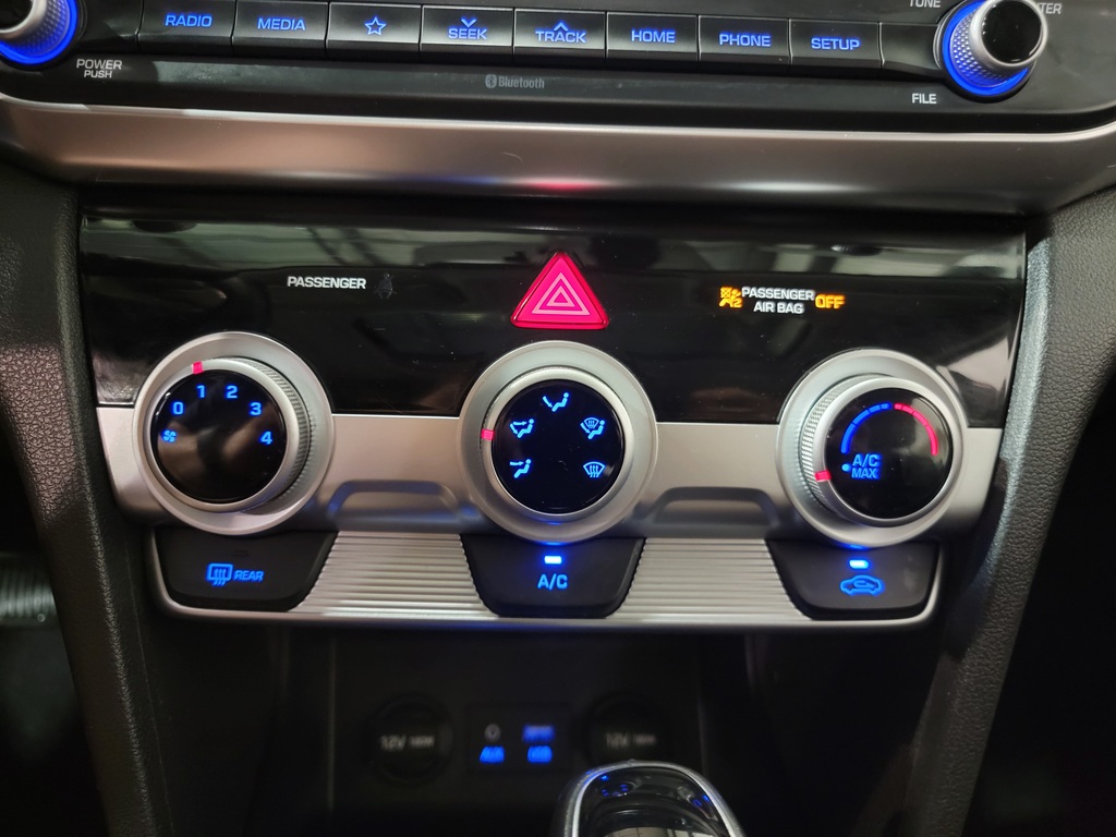 Hyundai Elantra 2019