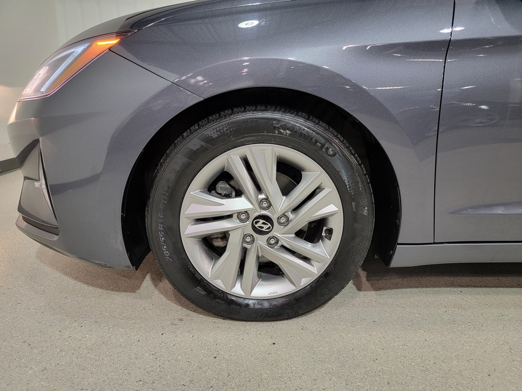 Hyundai Elantra 2019