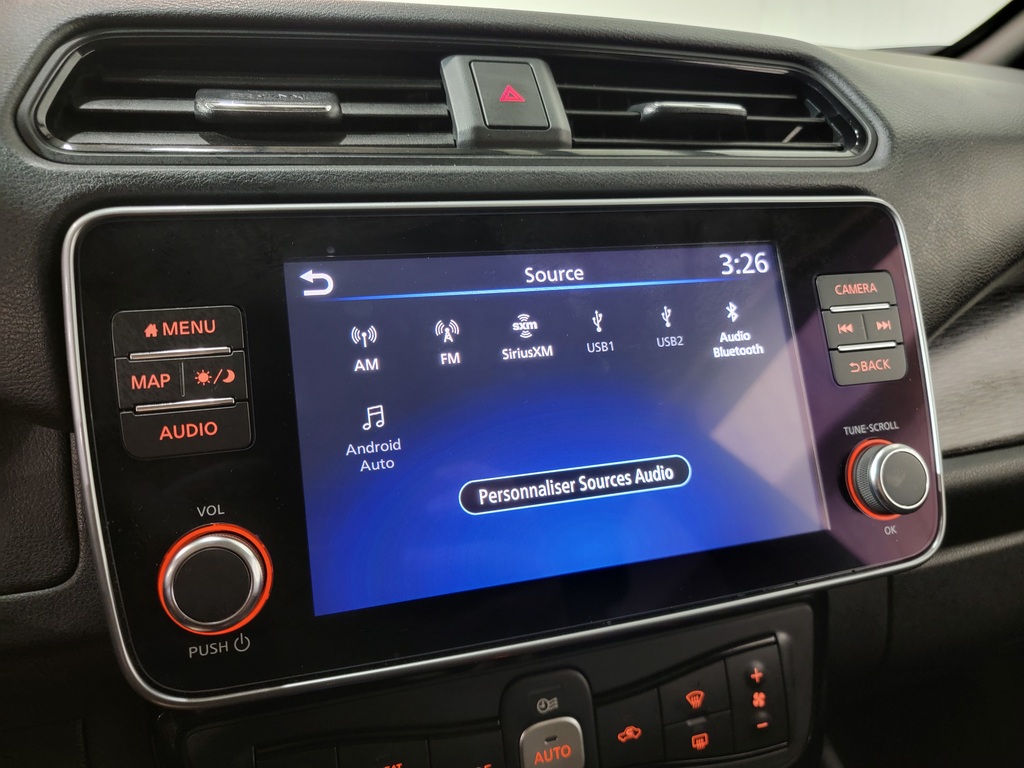 Nissan LEAF 2023