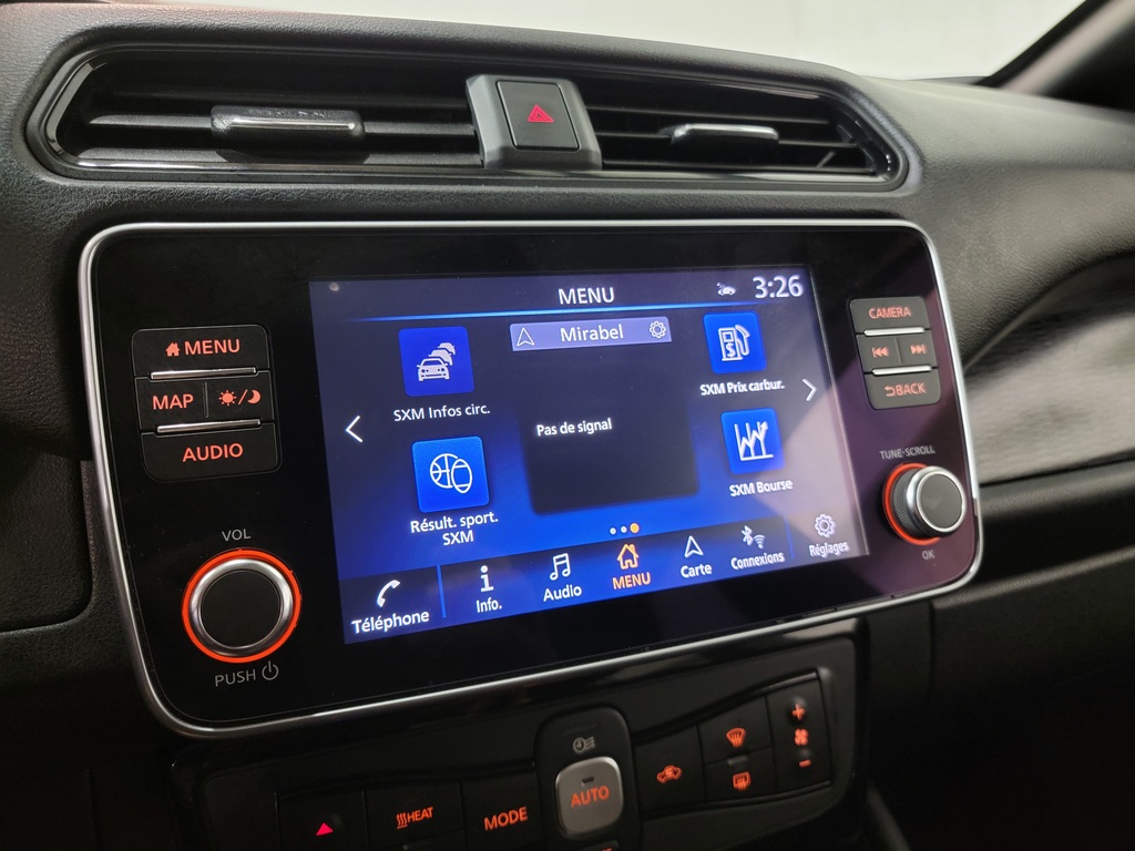 Nissan LEAF 2023