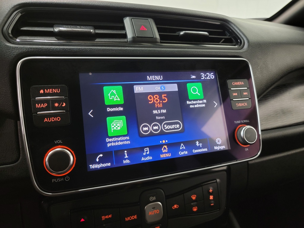 Nissan LEAF 2023