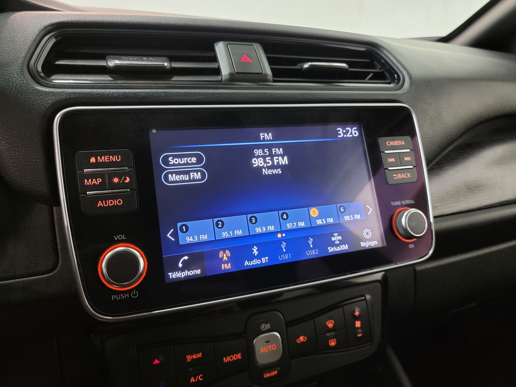 Nissan LEAF 2023