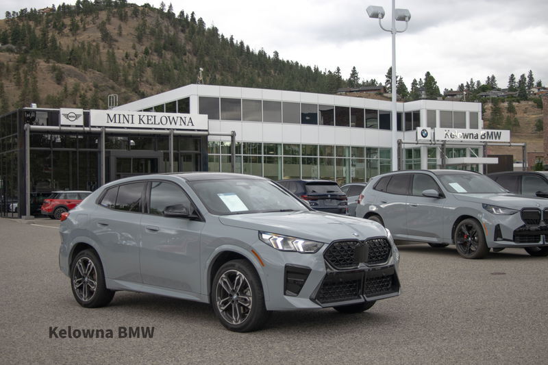 2025 BMW X2 xDrive28i