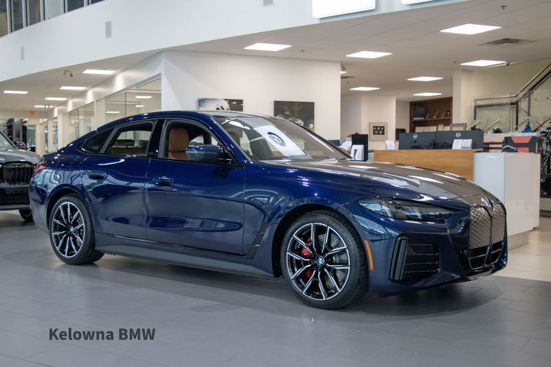 2025 BMW i4 xDrive40 M Sport Pro, Premium Enhanced Pkg