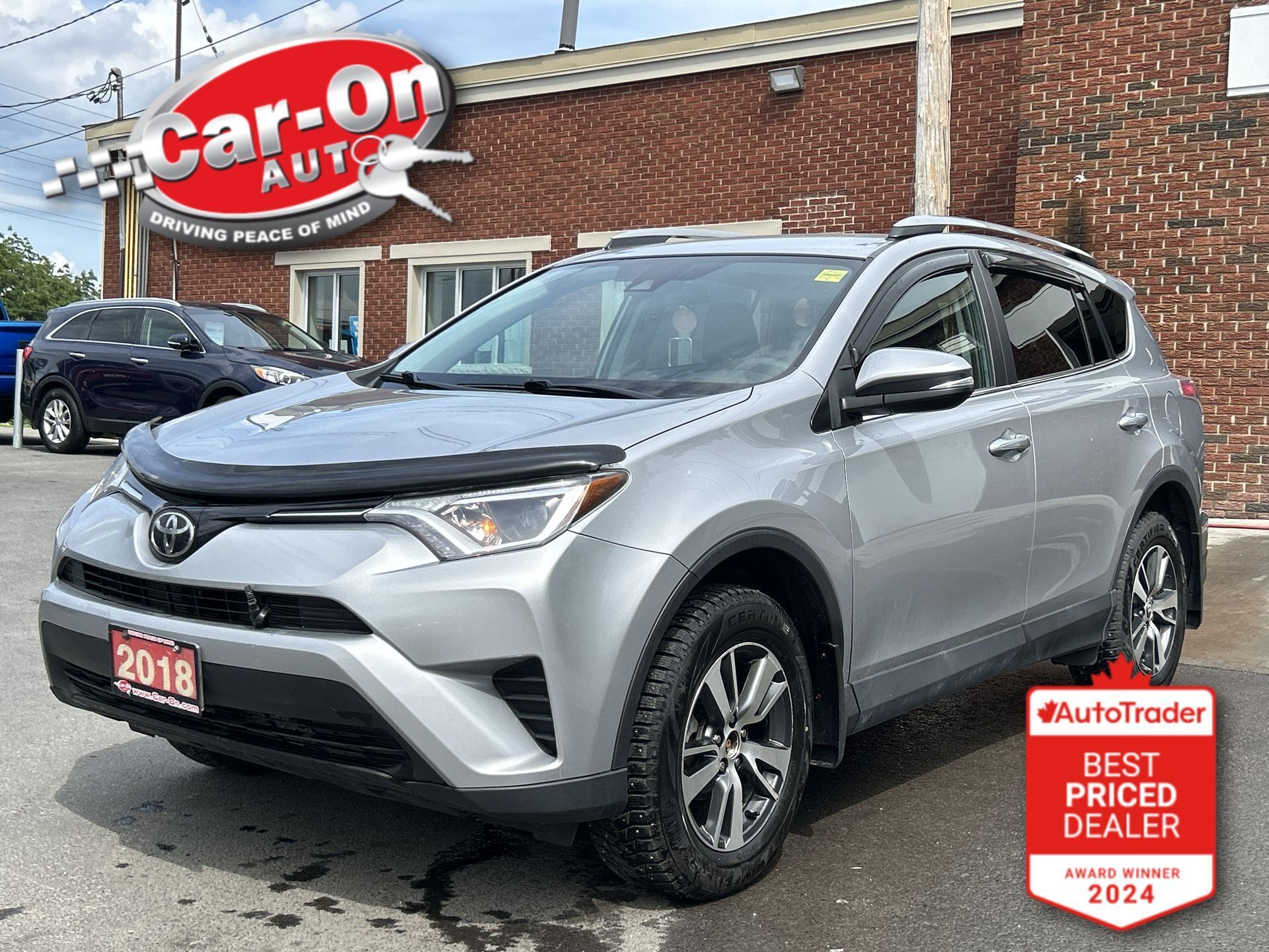 2018 Toyota RAV4 AWD| LOW KMS| HTD SEATS| 17IN ALLOYS| REAR CAM