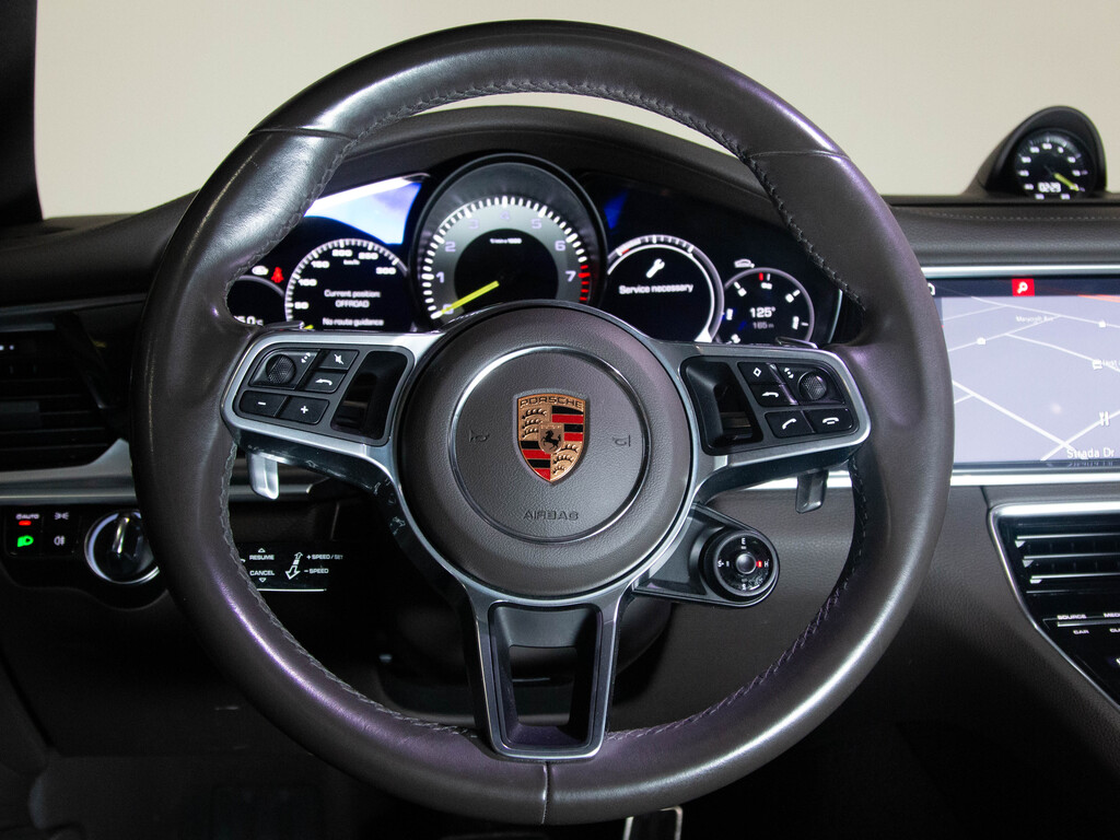 2018 Porsche Panamera E-Hybrid 4, Toronto, Cash
