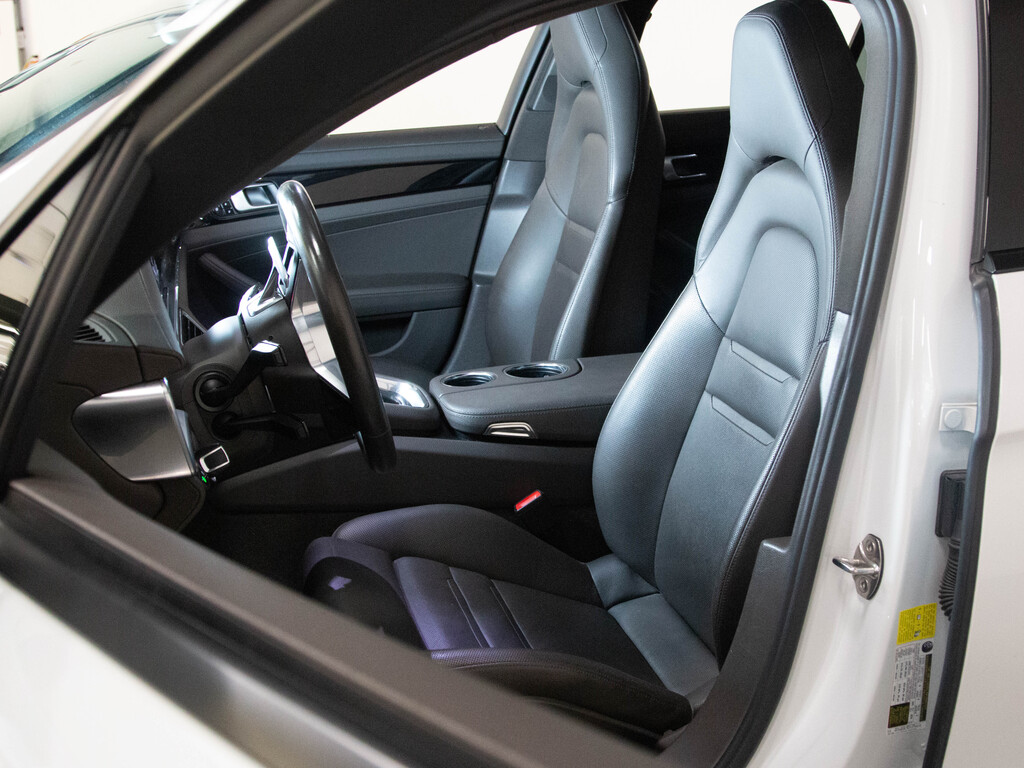 2018 Porsche Panamera E-Hybrid 4, Toronto, Cash