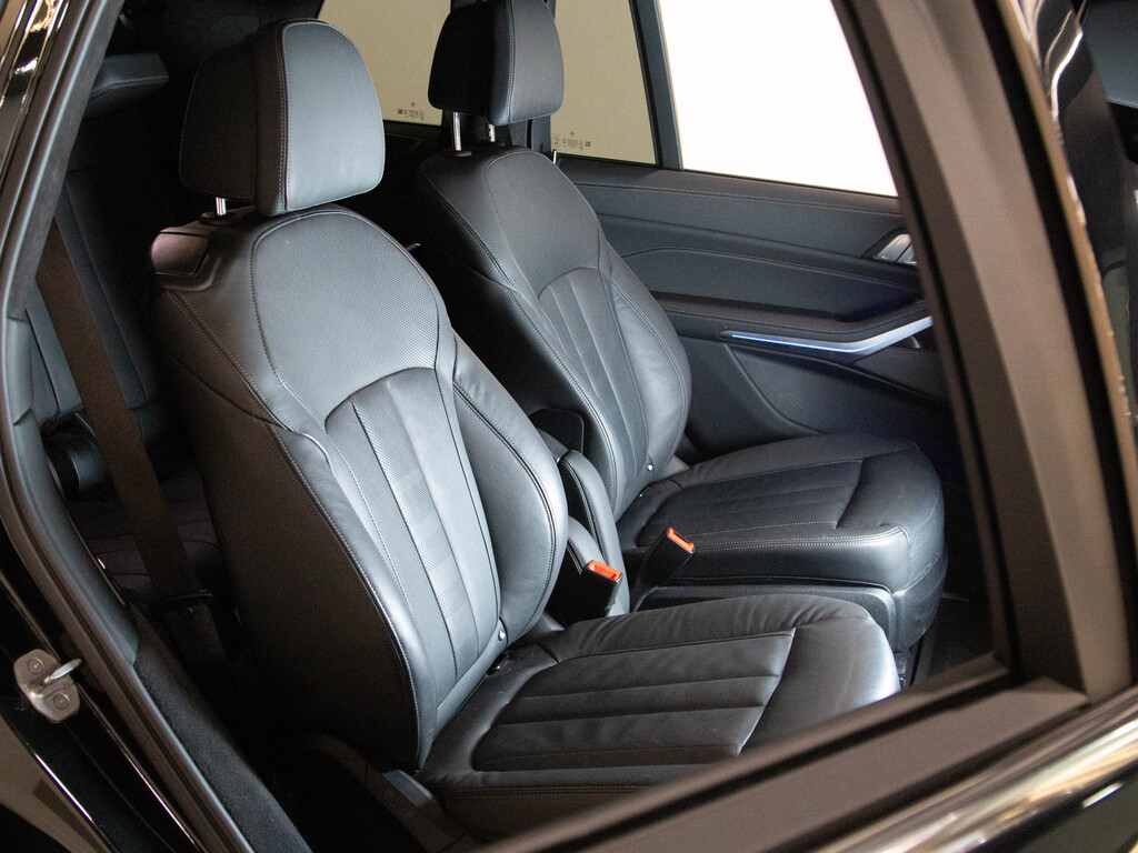 2020 BMW X7 xDrive40i, Toronto, Cash