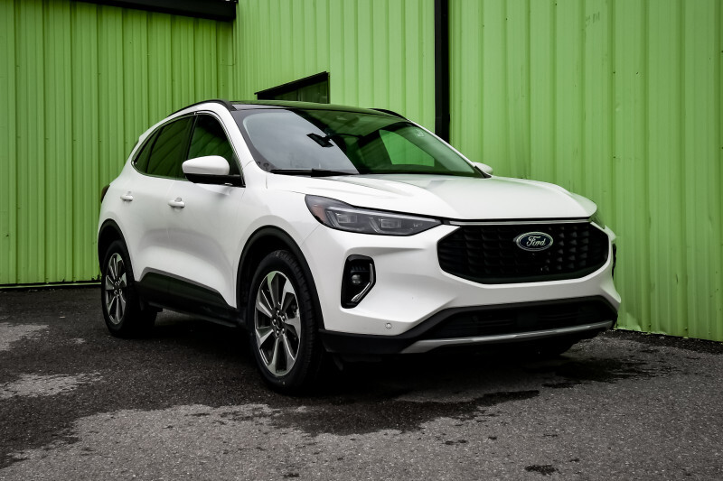 2023 Ford Escape Platinum  • SUNROOF • NAV • 360 CAM • REMOTE START