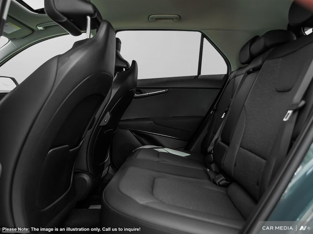 2025 Kia Niro SX, Vancouver, Cash