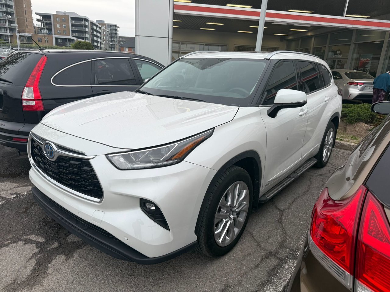 2024 Toyota Highlander Hybrid Limited