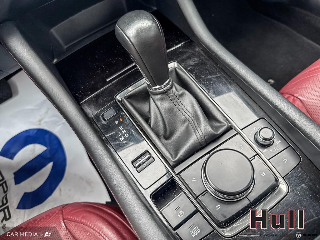 2022 Mazda Mazda3 GT, Toronto, Cash