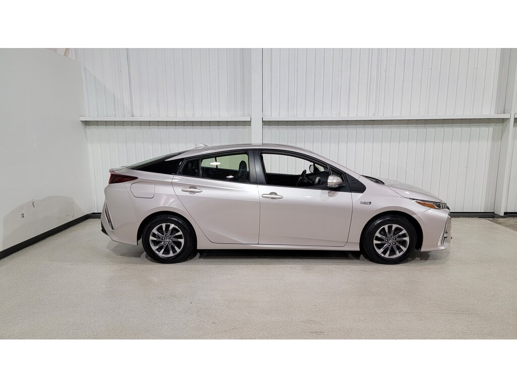 Toyota Prius Prime 2022