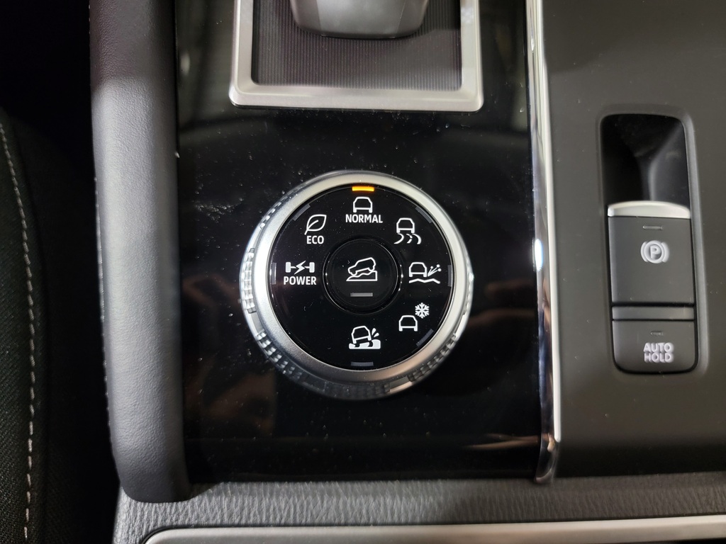 Mitsubishi Outlander PHEV 2025