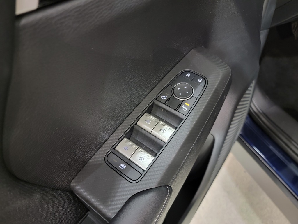 Mitsubishi Outlander PHEV 2025
