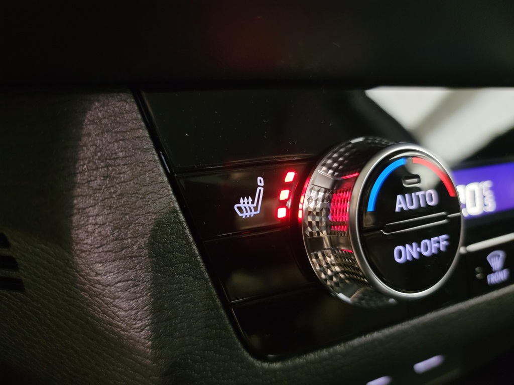 Mitsubishi Outlander PHEV 2025