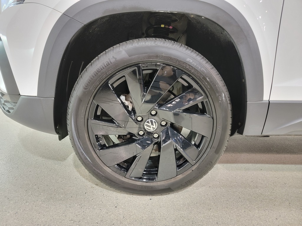 Volkswagen Taos 2024